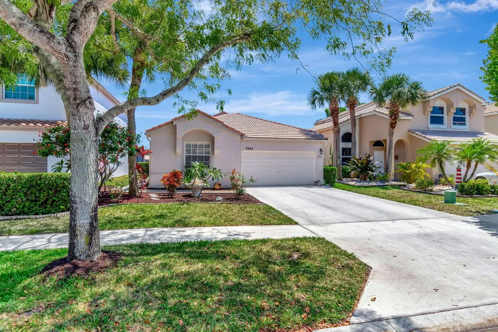 7865 Rockport Circle Lake Worth FL 33467