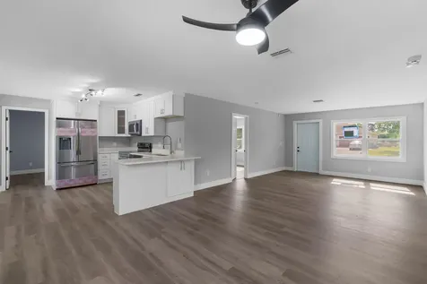 1632 SE Pleasantview Street Port St Lucie FL 34983