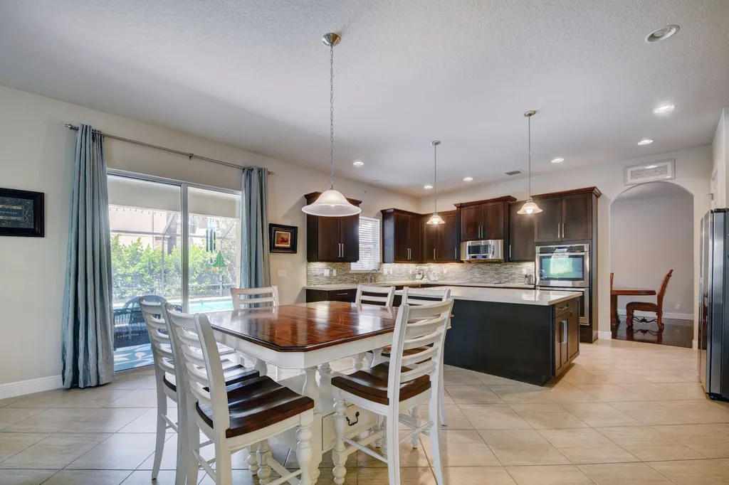 8625 Wellington View Drive Royal Palm Beach FL 33411