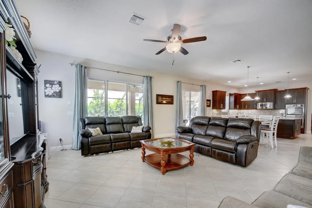 8625 Wellington View Drive Royal Palm Beach FL 33411
