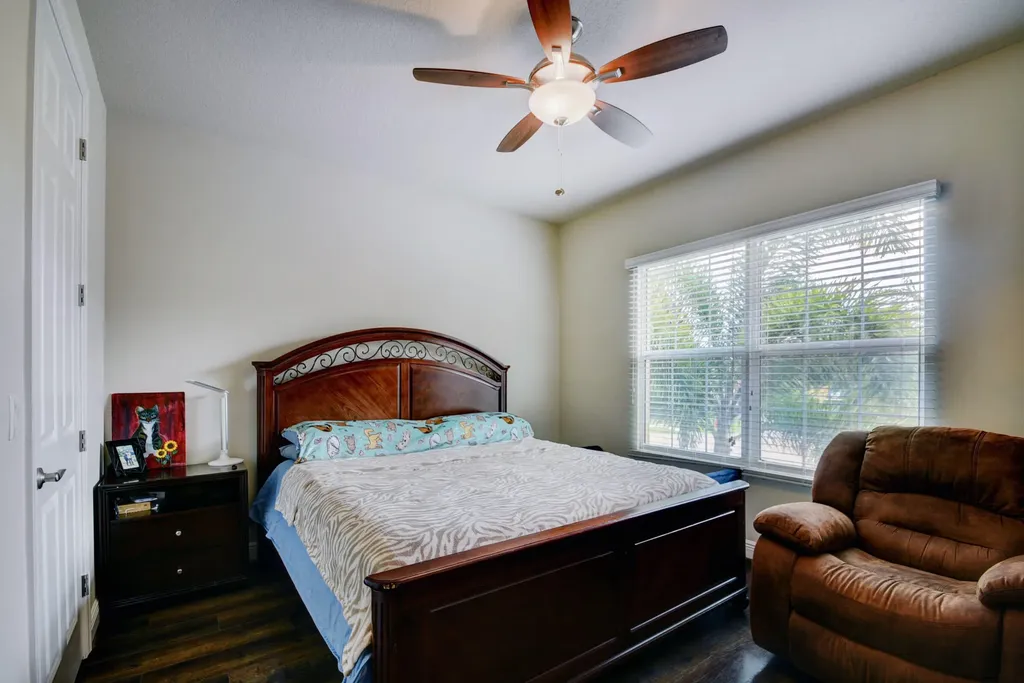 8625 Wellington View Drive Royal Palm Beach FL 33411