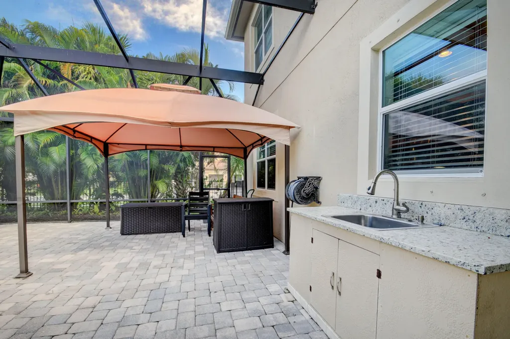 8625 Wellington View Drive Royal Palm Beach FL 33411