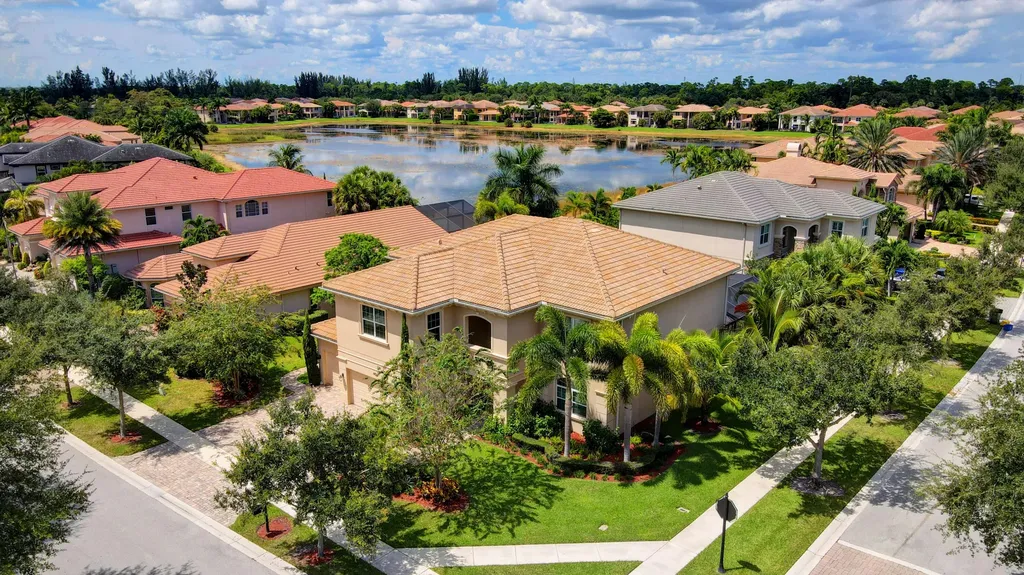 8625 Wellington View Drive Royal Palm Beach FL 33411