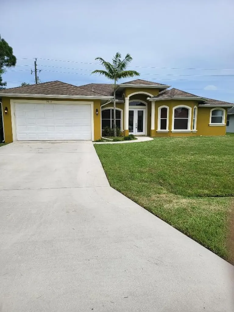 3019 SE Wake Road Port St Lucie FL 34984