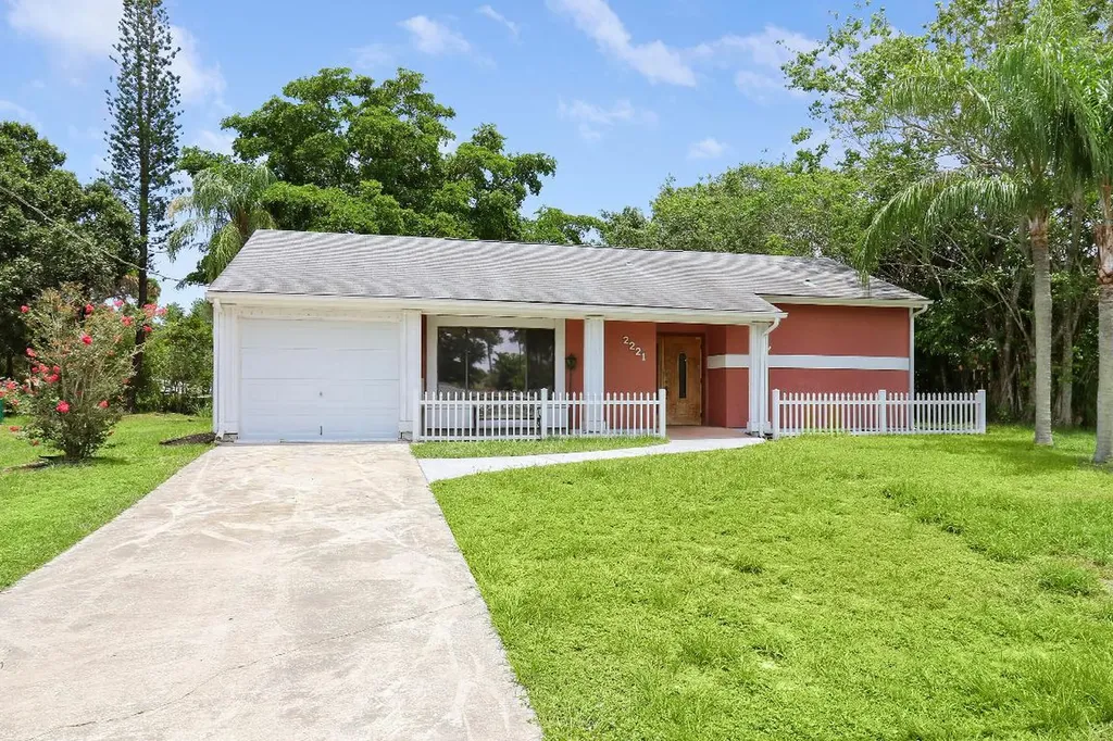 2221 SE Monitor Street Port St Lucie FL 34952