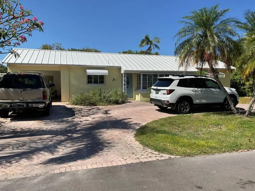 309 Cascade Lane Palm Beach Shores FL 33404