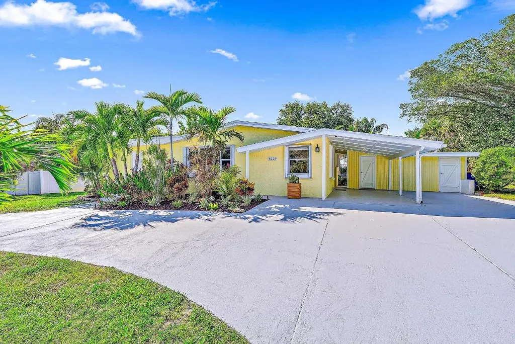 4229 SE Palmetto Street Stuart FL 34997