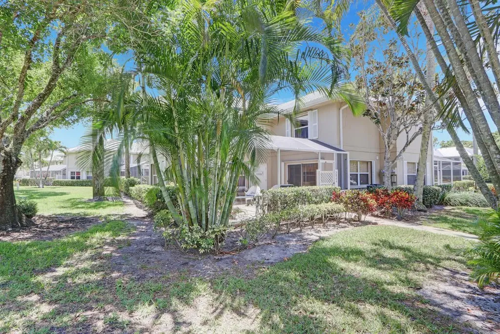 2864 SW Lakemont Place Palm City FL 34990