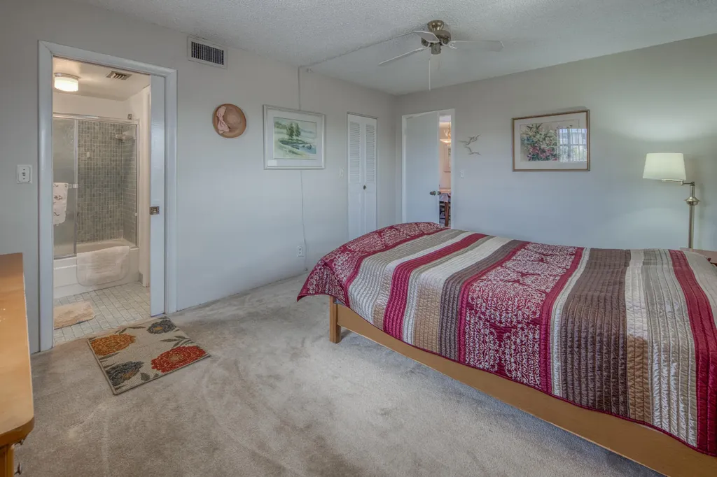2682 Garden Drive S Lake Worth FL 33461