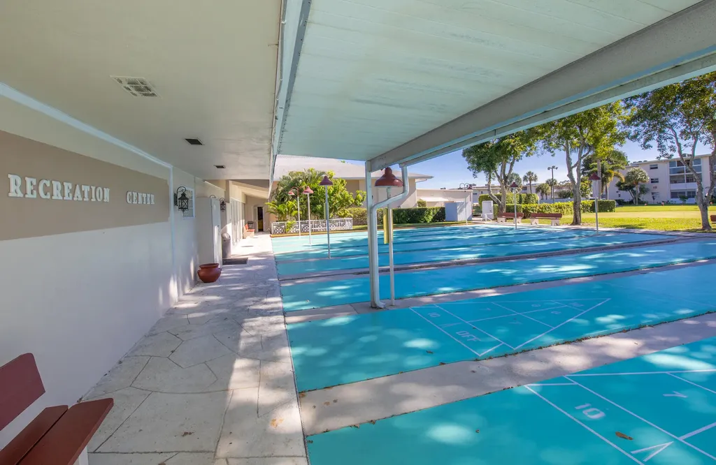 2682 Garden Drive S Lake Worth FL 33461