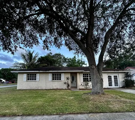 3203 Hibiscus Avenue Fort Pierce FL 34947
