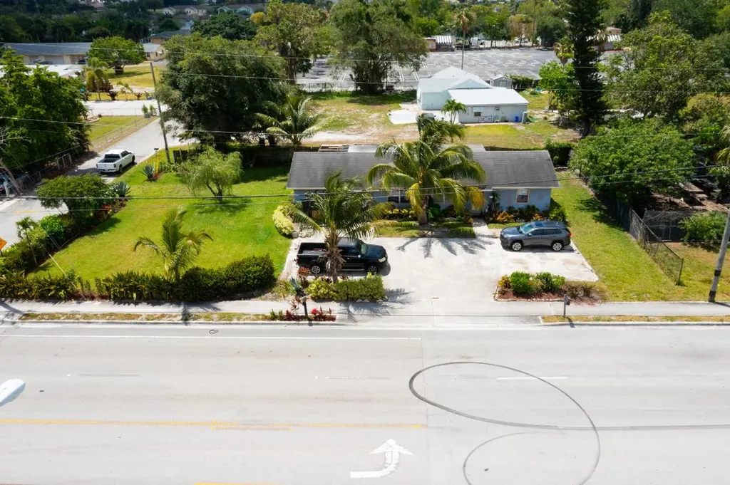 3642 Melaleuca Lane Lake Worth FL 33461