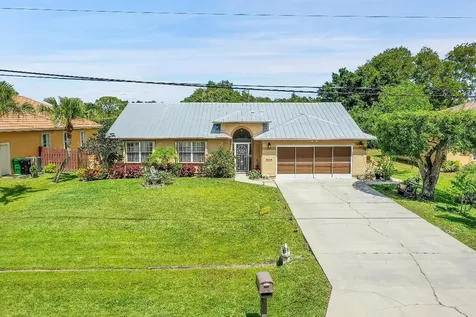 6754 NW Argus Street Port St Lucie FL 34983