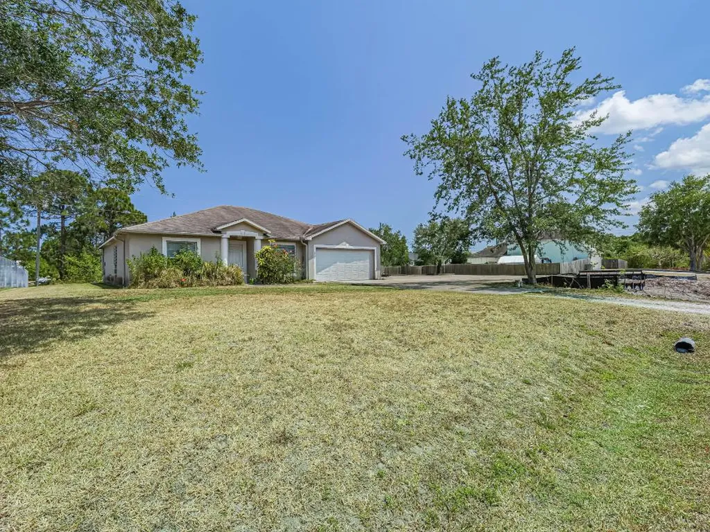 8356 103rd Court Vero Beach FL 32967