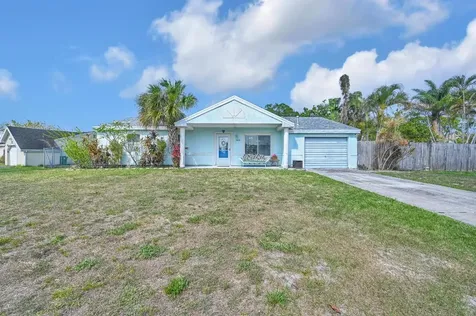 1985 SE Avanti Circle Port St Lucie FL 34952