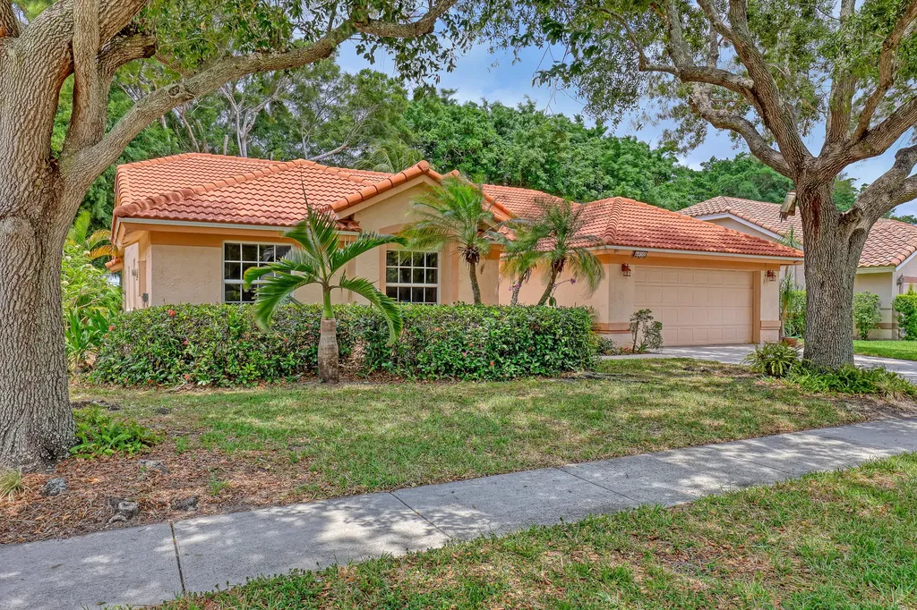 6652 Hatteras Drive Lake Worth FL 33467
