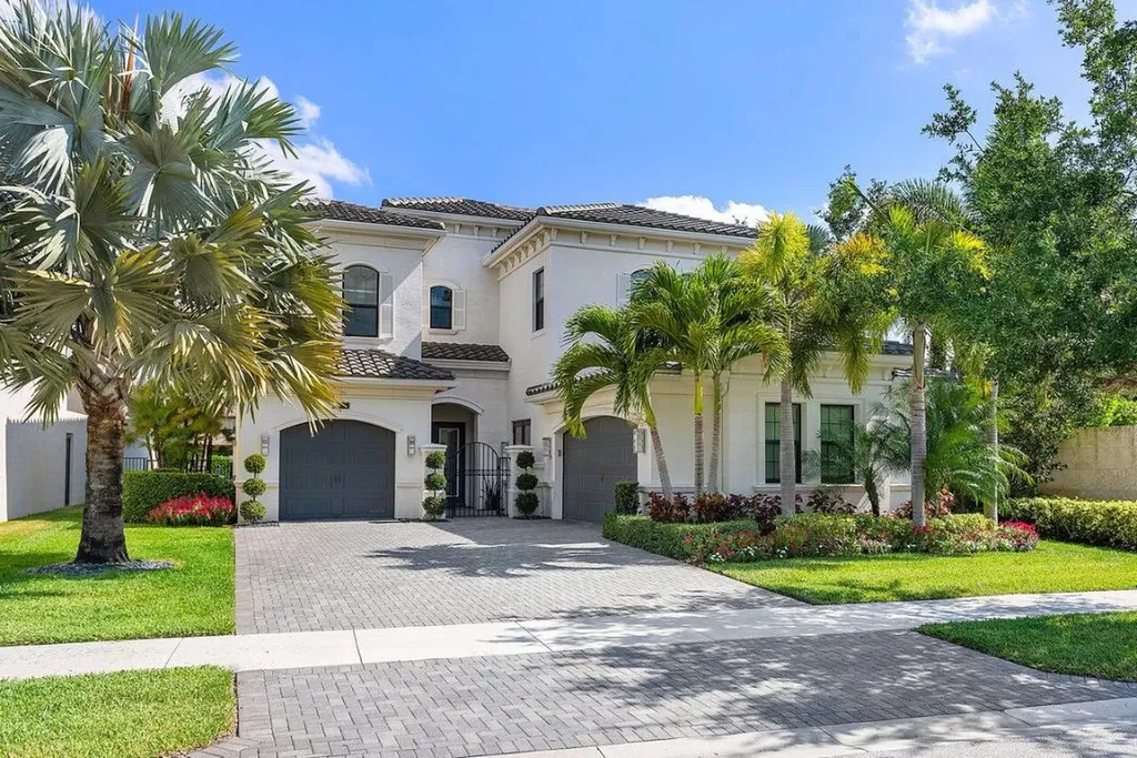 9729 Vitrail Lane Delray Beach FL 33446