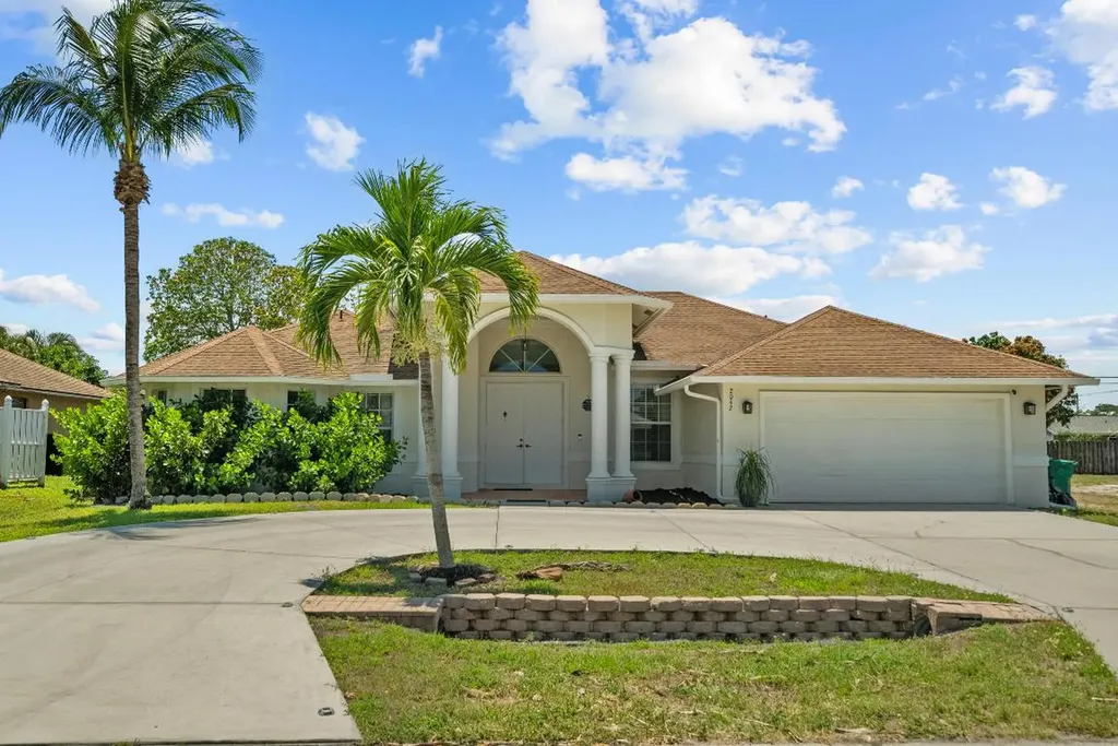 2042 SW Judith Lane Port St Lucie FL 34953