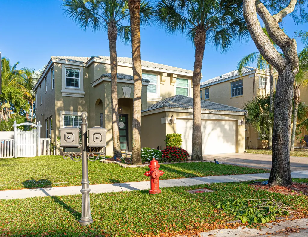 1270 Gembrook Court Royal Palm Beach FL 33411