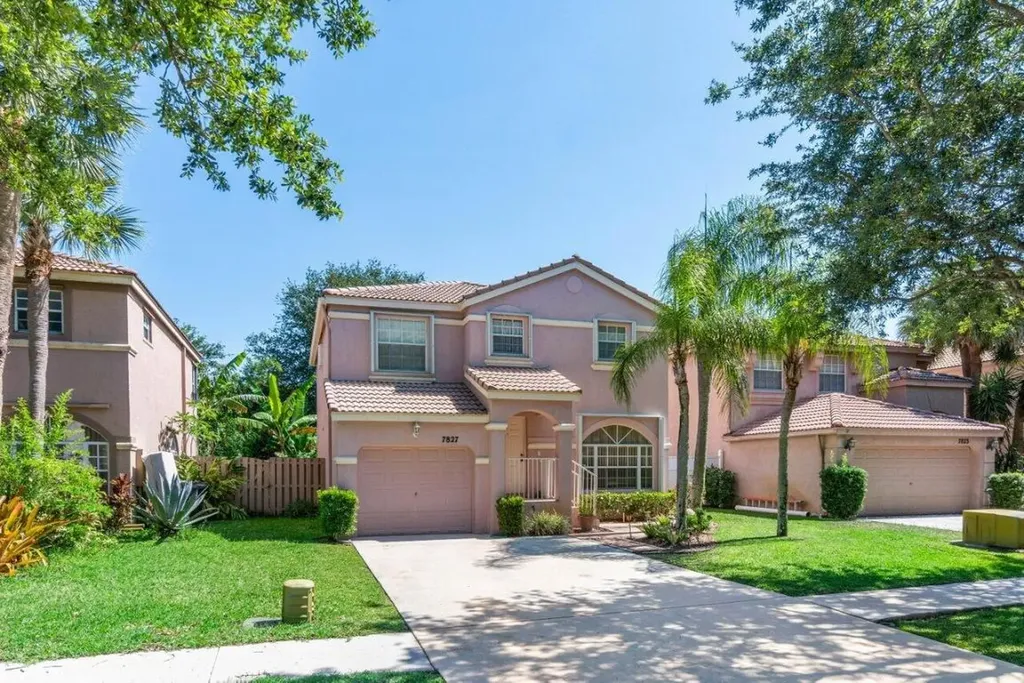 7827 Oak Grove Circle Lake Worth FL 33467