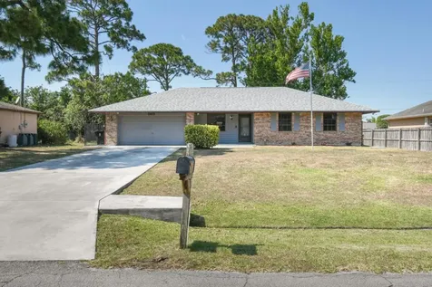 565 NW Placid Avenue Port St Lucie FL 34983