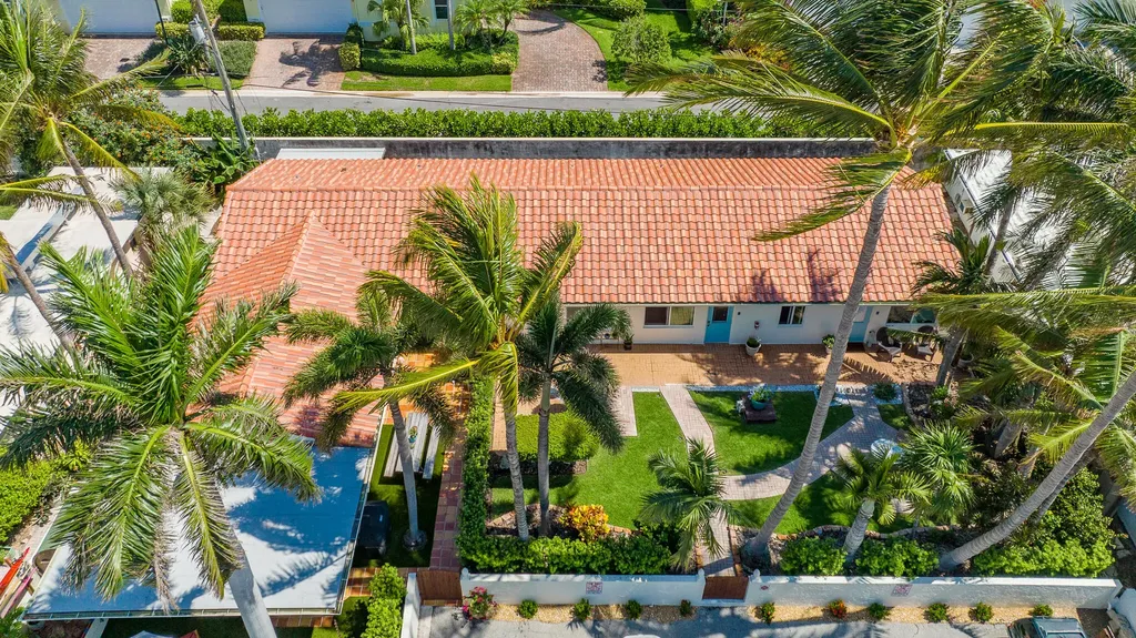 11 Tropical Drive Ocean Ridge FL 33435