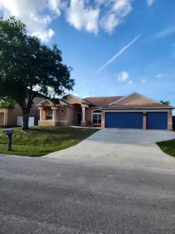 4409 SW Fireside Circle Port St Lucie FL 34953