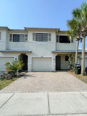 858 Sweet Lake Circle Clewiston FL 33440