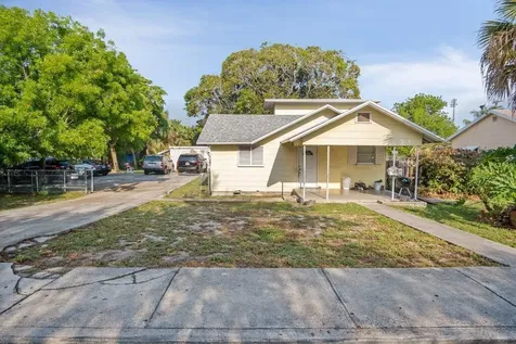 217 S B Street Lake Worth Beach FL 33460
