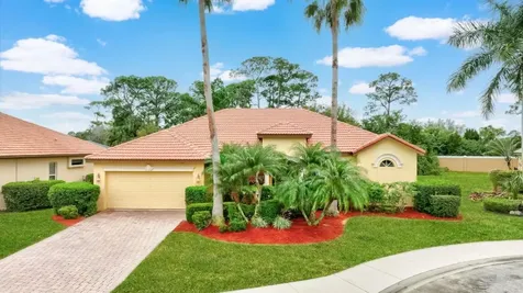 833 SW Vineland Court Port St Lucie FL 34986