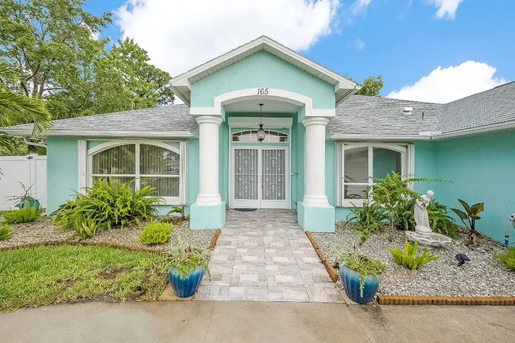 165 Dickens Avenue Sebastian FL 32958