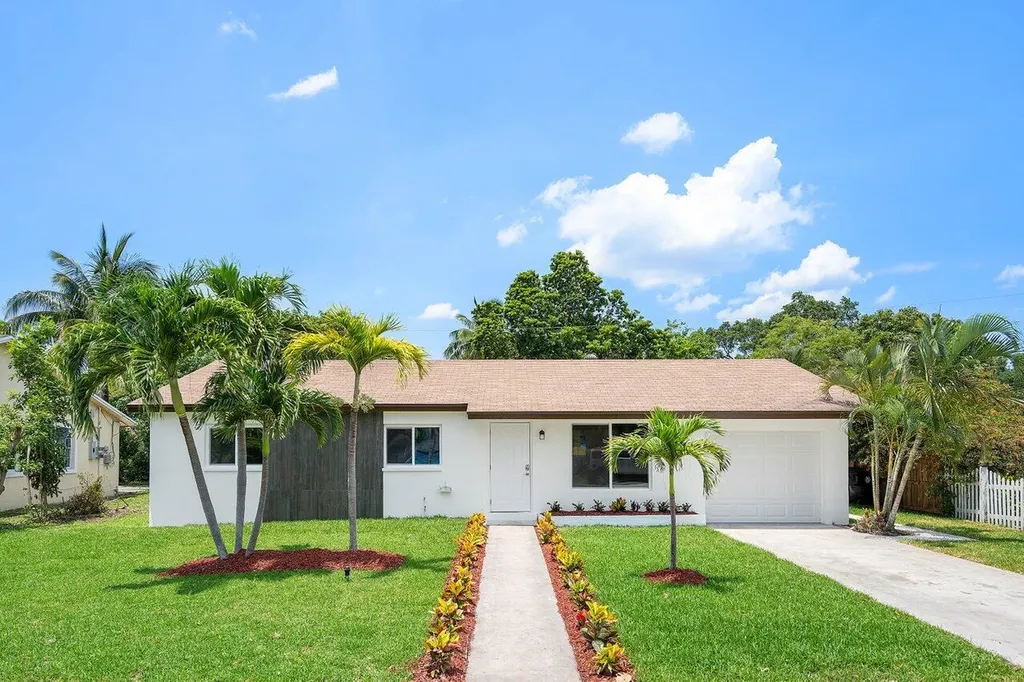 1774 16th Avenue N Lake Worth Beach FL 33460