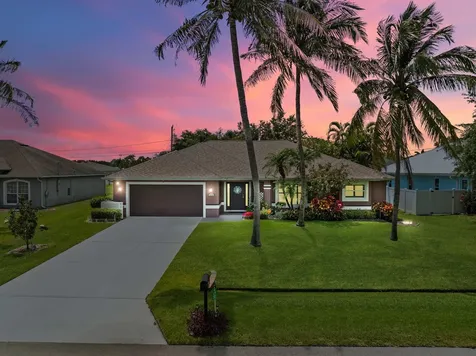 2318 SE Beechwood Terrace Port St Lucie FL 34952