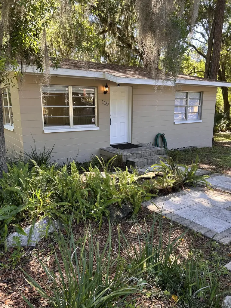 119 SE 12th Street Gainesville FL 32641