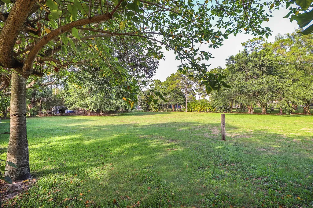 15314 70th Trail N Palm Beach Gardens FL 33418