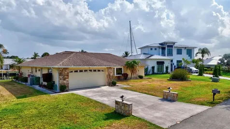 13 Crown Court Hutchinson Island FL 34949