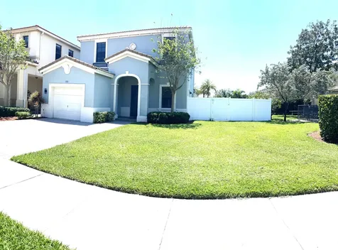 850 NE 193rd Terrace Miami FL 33179