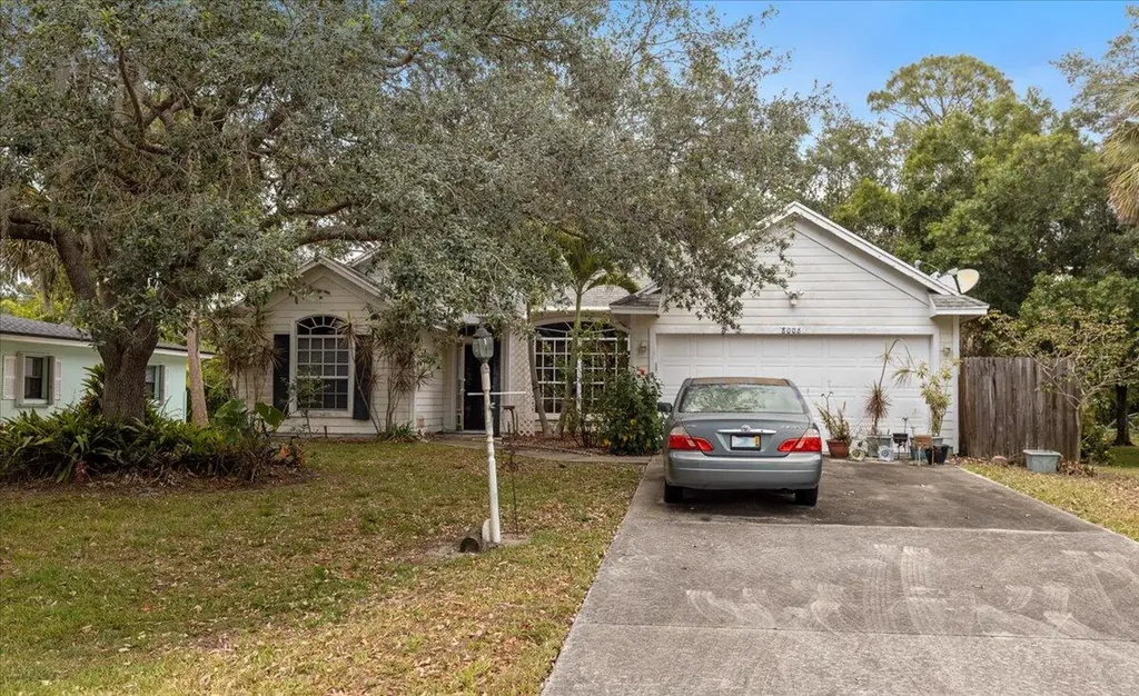 8006 Eden Road Fort Pierce FL 34951
