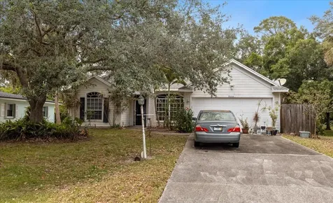 8006 Eden Road Fort Pierce FL 34951