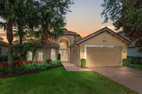7013 Maidstone Drive Port St Lucie FL 34986