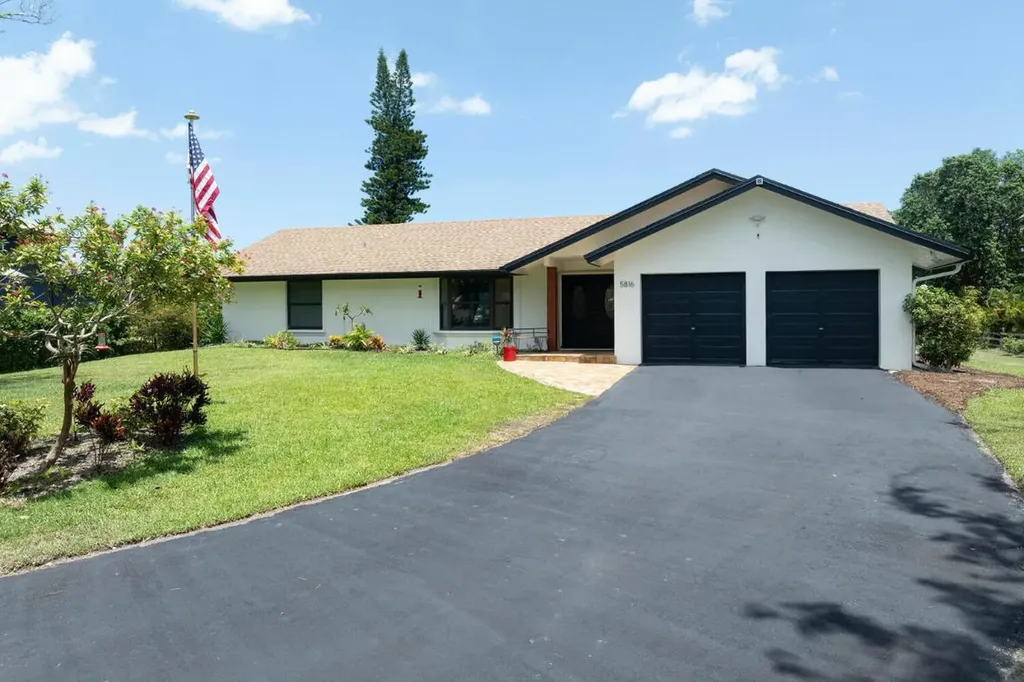 5816 NW 77th Terrace Parkland FL 33067
