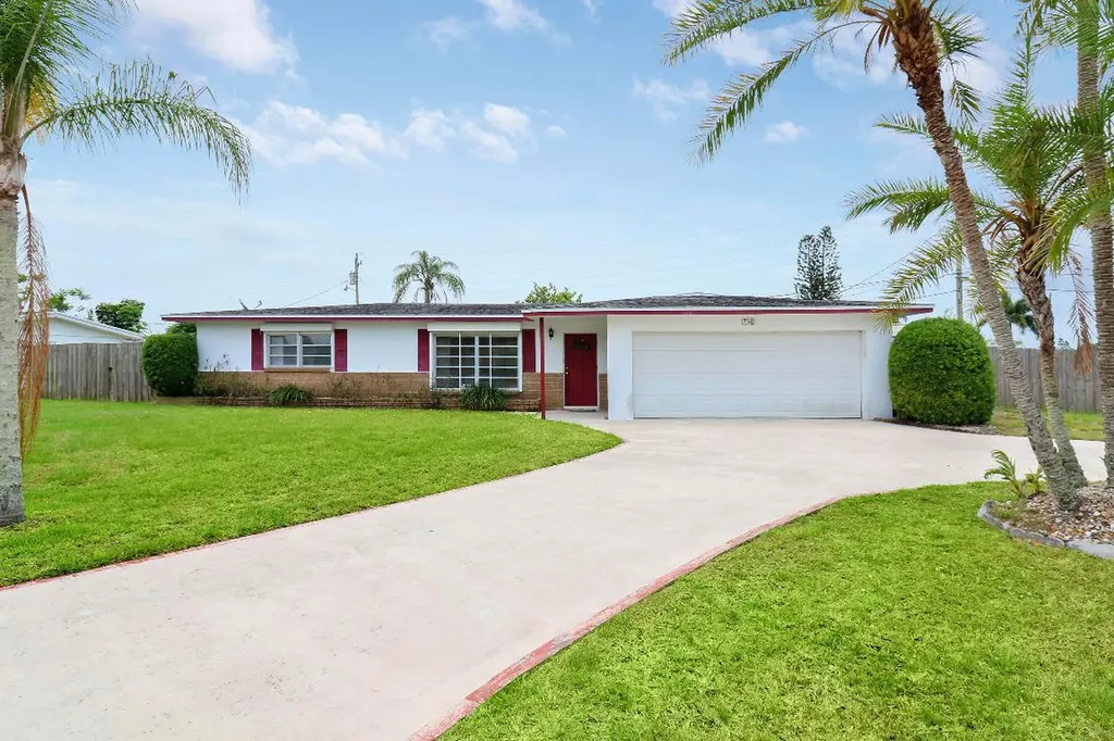 750 Oak Street Port St Lucie FL 34952