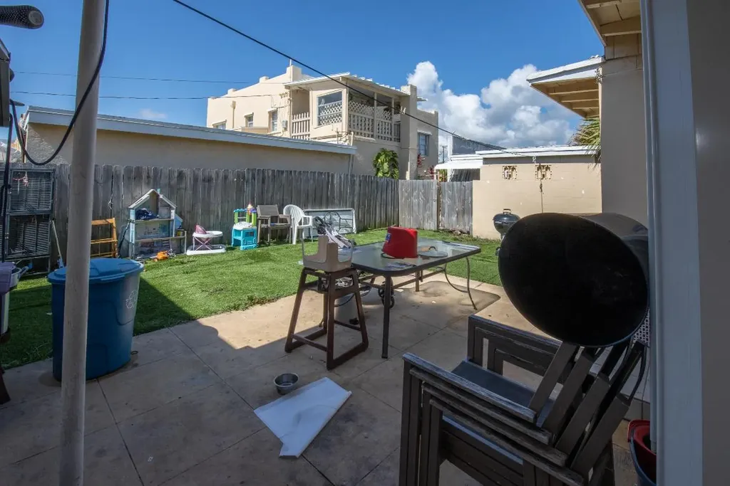 922 S Dixie Street Lake Worth Beach FL 33460