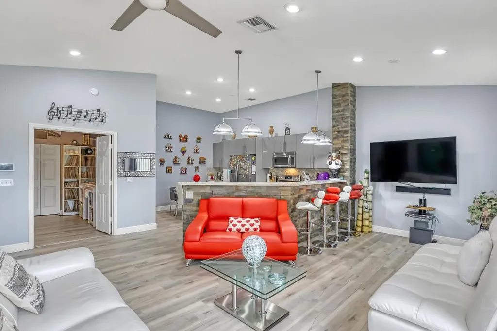 820 NW 42nd Place Deerfield Beach FL 33064