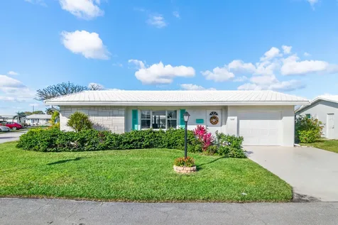 1307 SW 16th Street Boynton Beach FL 33426