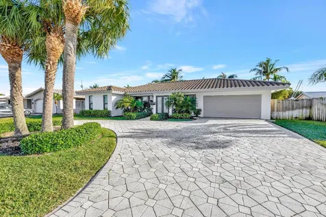 2720 NE 42nd Street Lighthouse Point FL 33064