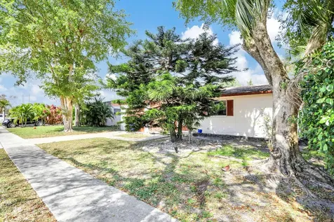 6931 SW 1st Street Margate FL 33068