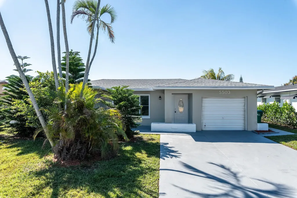 5503 NW 50th Avenue Tamarac FL 33319