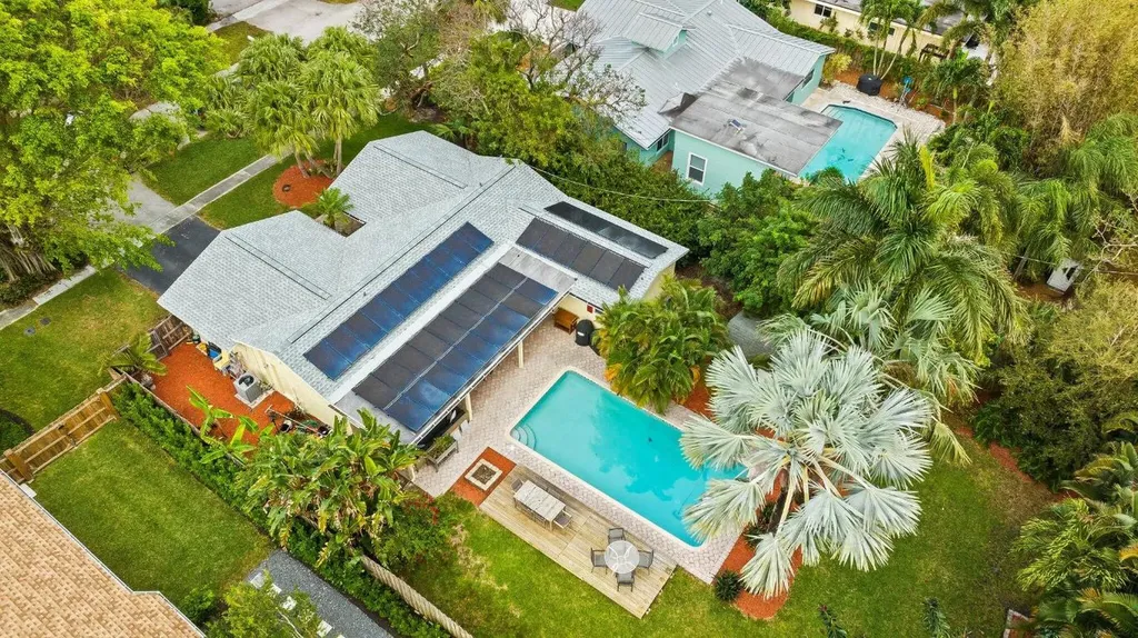 112 Palamino Circle Boca Raton FL 33487