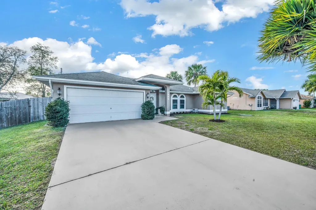 1968 SW Capeador Street Port St Lucie FL 34953